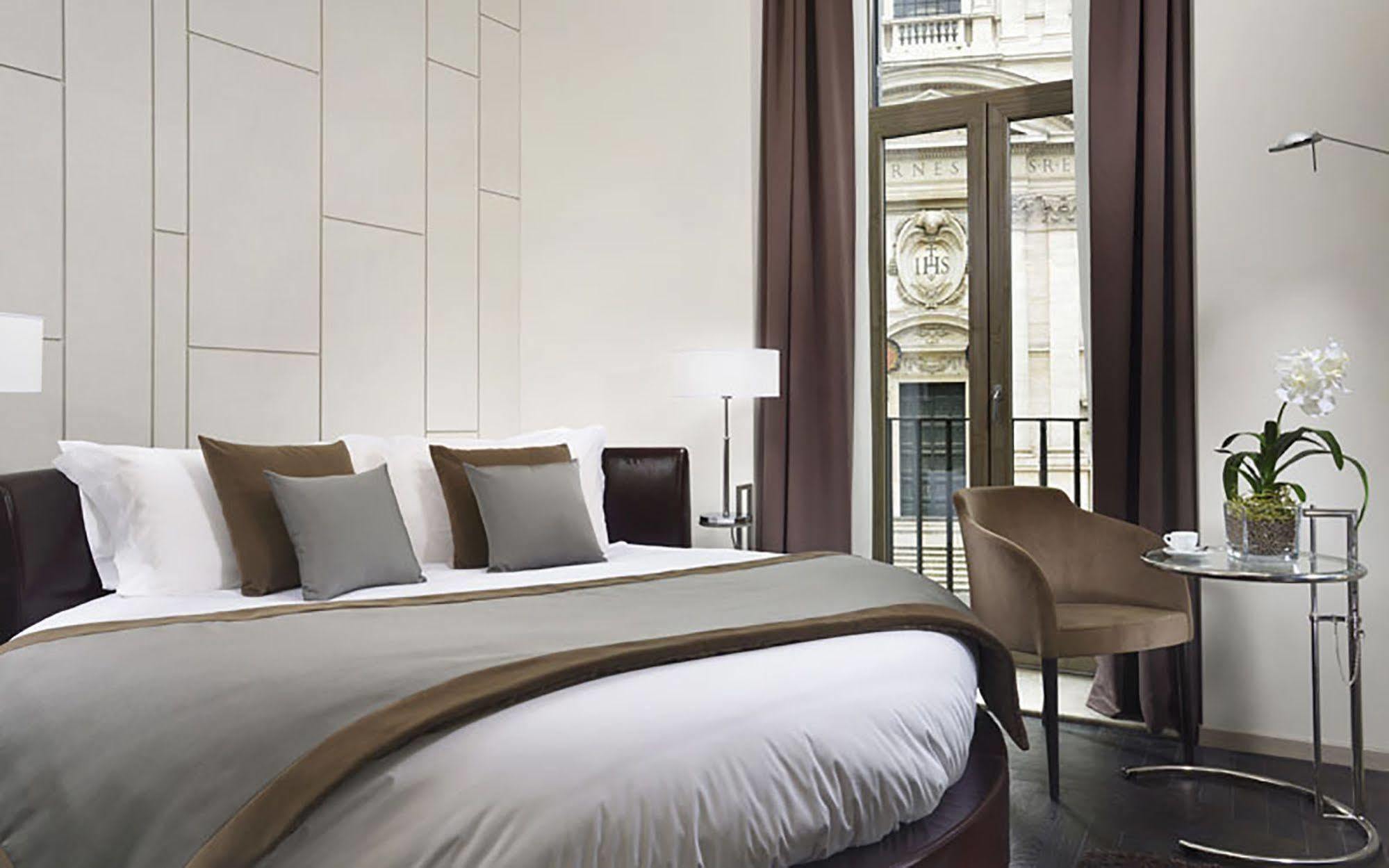 Piazza Del Gesu' Luxury Suites Řím Exteriér fotografie